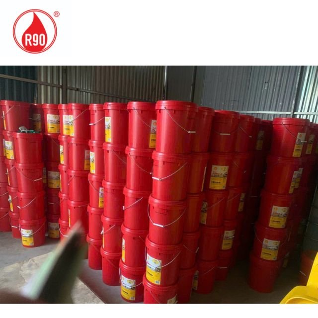 High Quality Diesel Machinery Oils R9 Specialized Engine Automotive Lubricants Double Drive Motor Left Steering Rear Features
